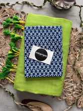 Pista Handloom Cotton Saree With Blue Print Blouse